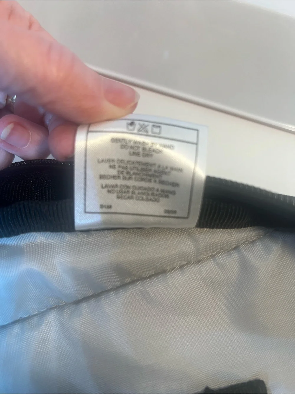 Rare adidas Baby Blue and Black Slingback Spring Load Backpack with Mesh Front. - Picture 10 of 16
